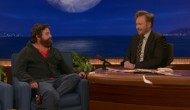 zach-galifianakis-conan-desk