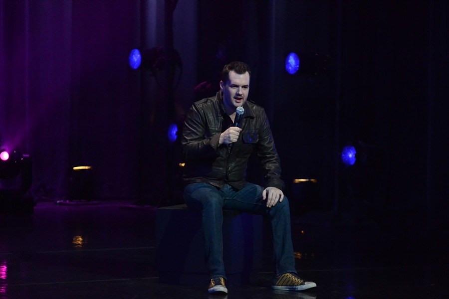 Before he can go “Legit,” Jim Jefferies performs “Fully Functional” stand-up on EPIX