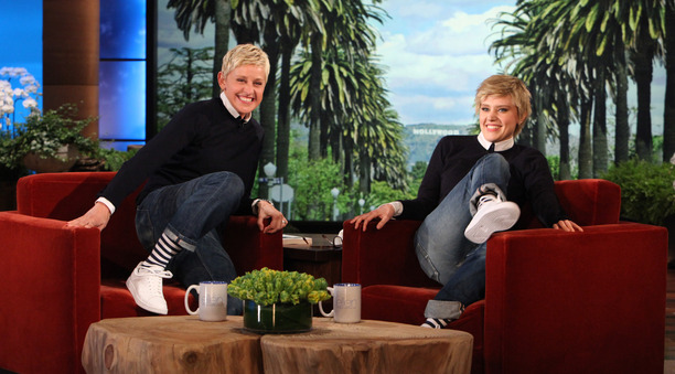 Kate McKinnon dances for Ellen DeGeneres as Ellen on “Ellen”