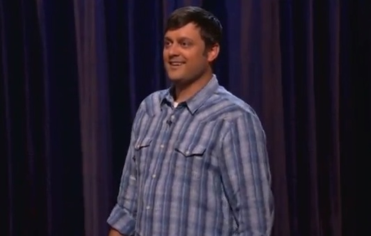 On Conan, Nate Bargatze talks about his father’s magic, clowning; pranks his friend