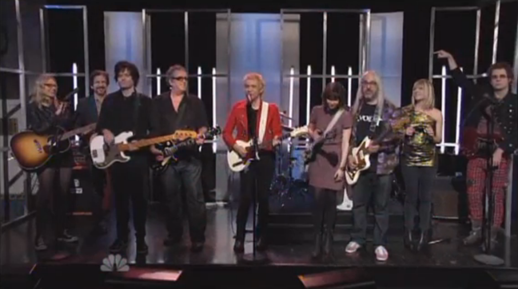 Fred Armisen says goodbye, goodnight to SNL as Ian Rubbish with an all-star musical jam