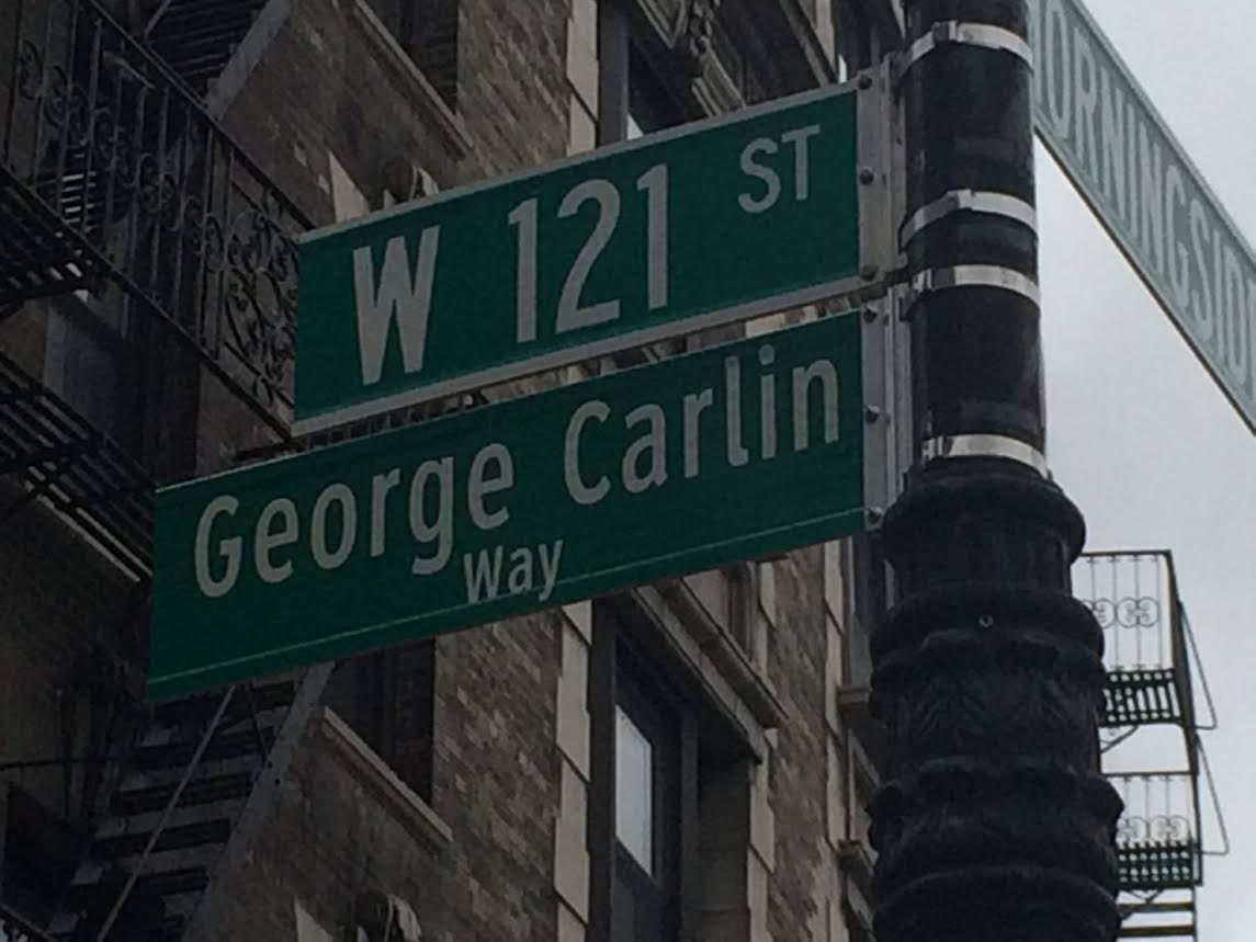 New York’s comedy community turns out to dedicate George Carlin Way on West 121st Street