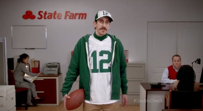 Tom Wrigglesworth subs in for Aaron Rodgers in State Farm commercial
