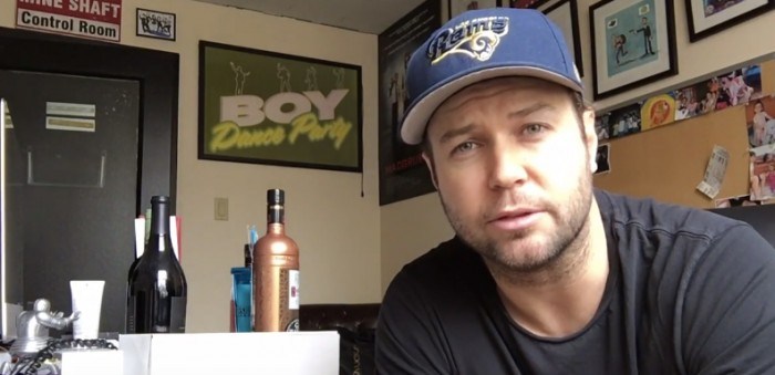 Taran Killam bids fond farewell to his SNL dressing room with sincere and silly videos