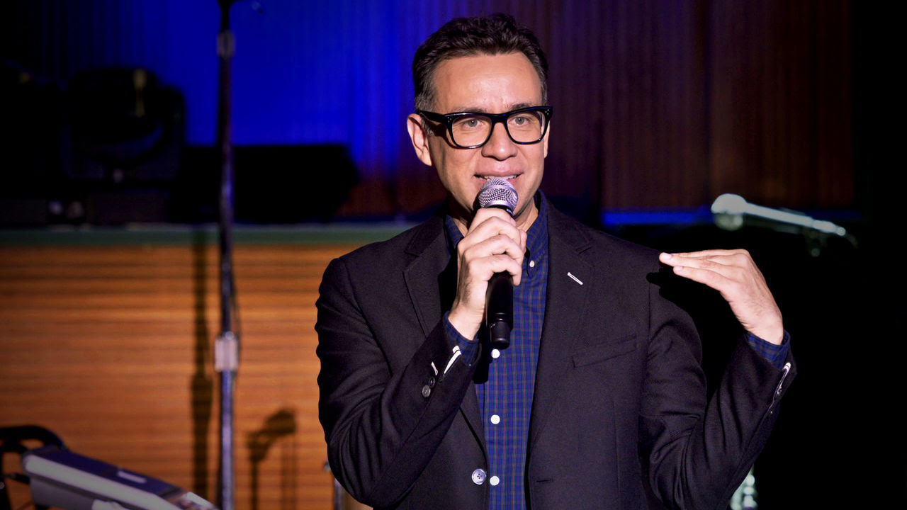 Review: Fred Armisen, “Standup For Drummers” on Netflix