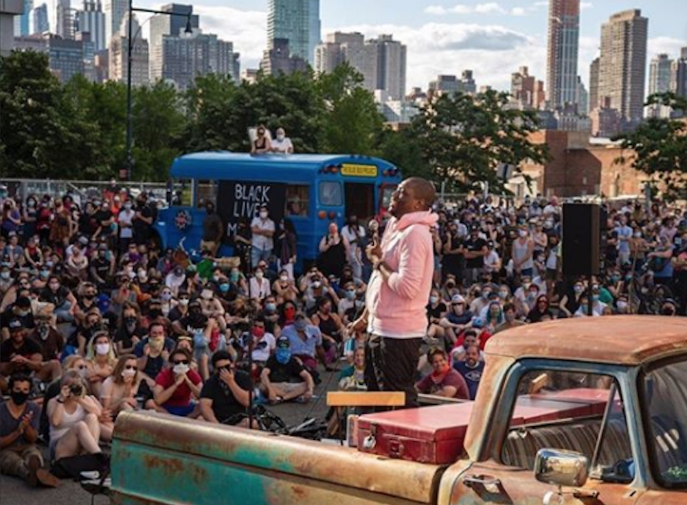 Michael Che Headlined A Parking Lot Show in Long Island City