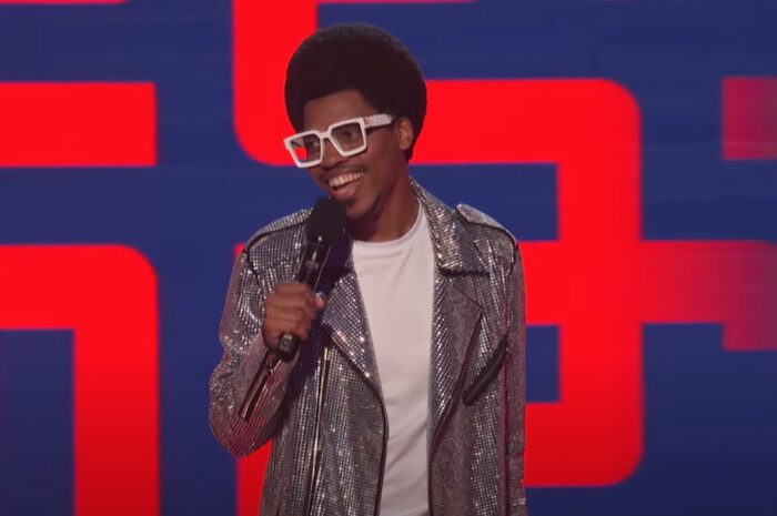 Mike E. Winfield performs on the finals of America’s Got Talent