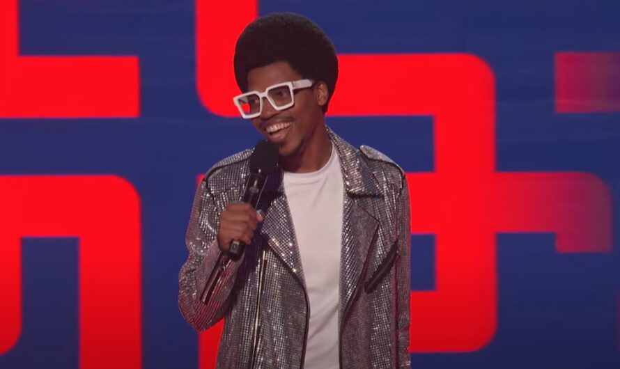 Mike E. Winfield performs on the finals of America’s Got Talent