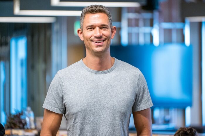 Episode #410: Mike Farah, CEO of Funny or Die